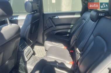 Внедорожник / Кроссовер Audi Q7 2014 в 