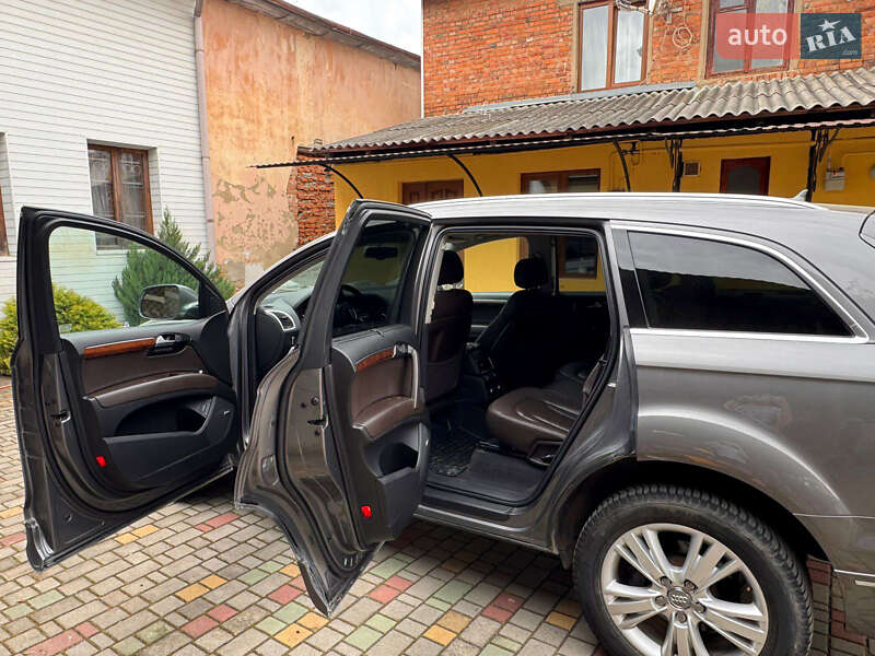 Внедорожник / Кроссовер Audi Q7 2011 в Вижнице