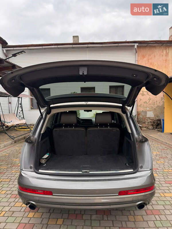 Внедорожник / Кроссовер Audi Q7 2011 в Вижнице