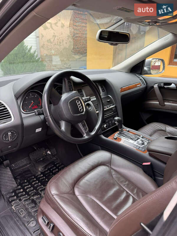 Внедорожник / Кроссовер Audi Q7 2011 в Вижнице