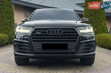 Позашляховик / Кросовер Audi Q7 2015 в Львові