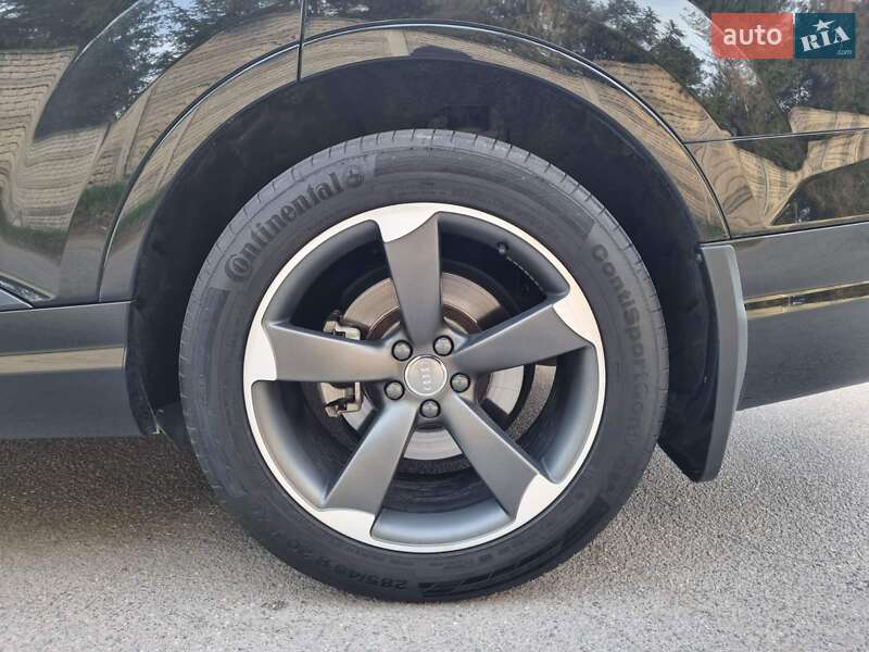Внедорожник / Кроссовер Audi Q7 2016 в Виннице