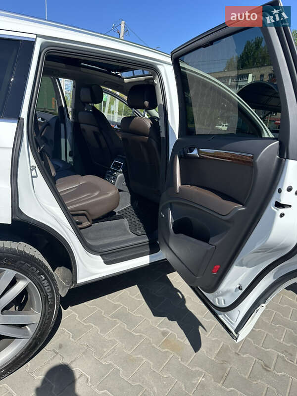 Внедорожник / Кроссовер Audi Q7 2014 в Владимире