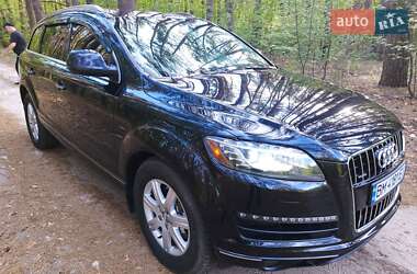 Внедорожник / Кроссовер Audi Q7 2010 в 