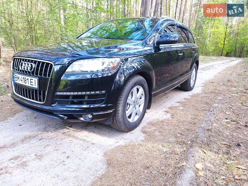 Внедорожник / Кроссовер Audi Q7 2010 в 