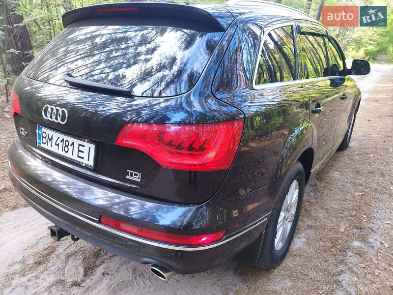 Позашляховик / Кросовер Audi Q7 2010 в Охтирці