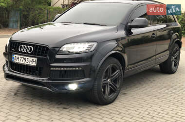 Позашляховик / Кросовер Audi Q7 2010 в Житомирі