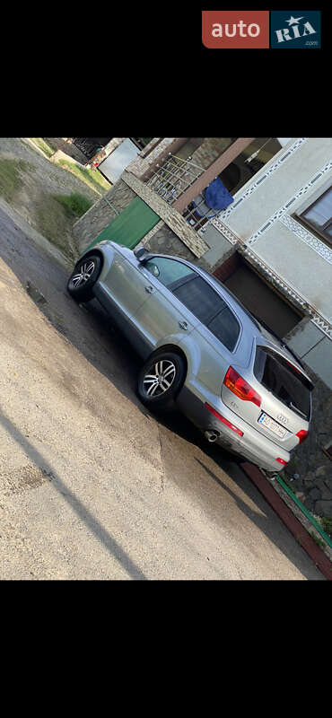 Внедорожник / Кроссовер Audi Q7 2007 в Тячеве
