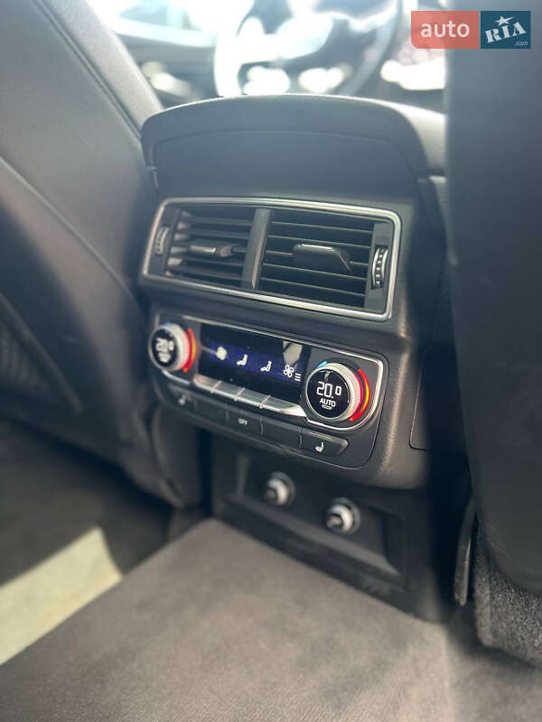 Внедорожник / Кроссовер Audi Q7 2017 в Киеве фото 13 Внедорожник / Кроссовер Audi Q7 2017 в Киеве