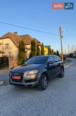 Внедорожник / Кроссовер Audi Q7 2012 в 