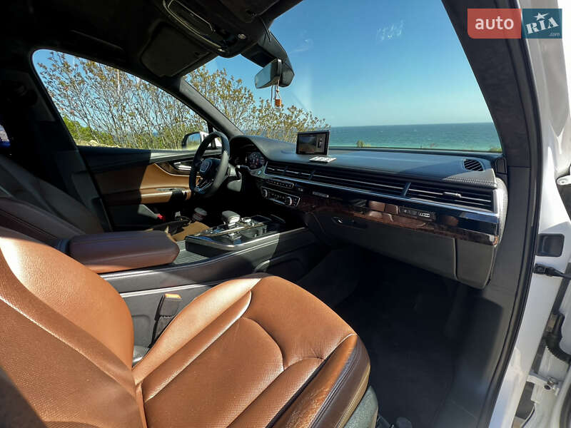 Внедорожник / Кроссовер Audi Q7 2016 в Одессе фото 13 Внедорожник / Кроссовер Audi Q7 2016 в Одессе