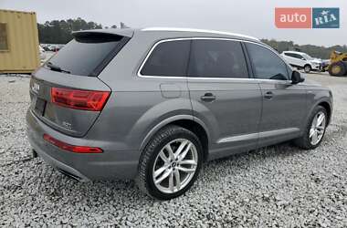 Внедорожник / Кроссовер Audi Q7 2015 в 