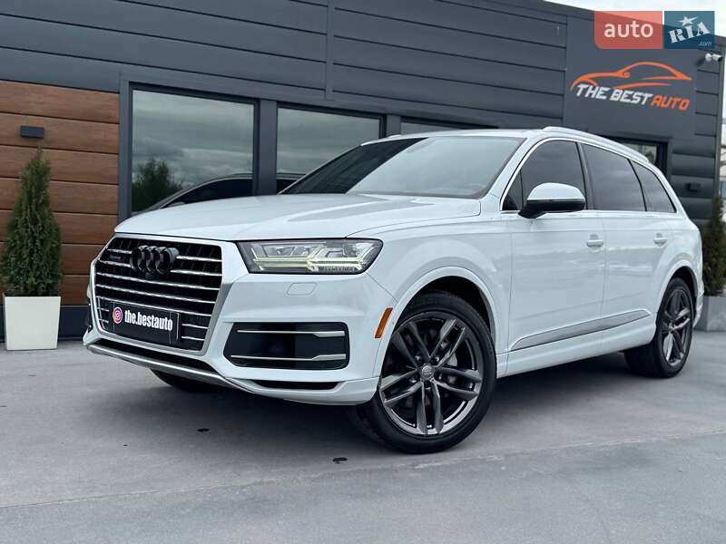 Позашляховик / Кросовер Audi Q7 2017 в Рівному