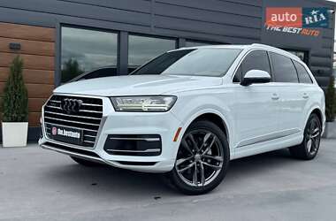 Внедорожник / Кроссовер Audi Q7 2017 в 