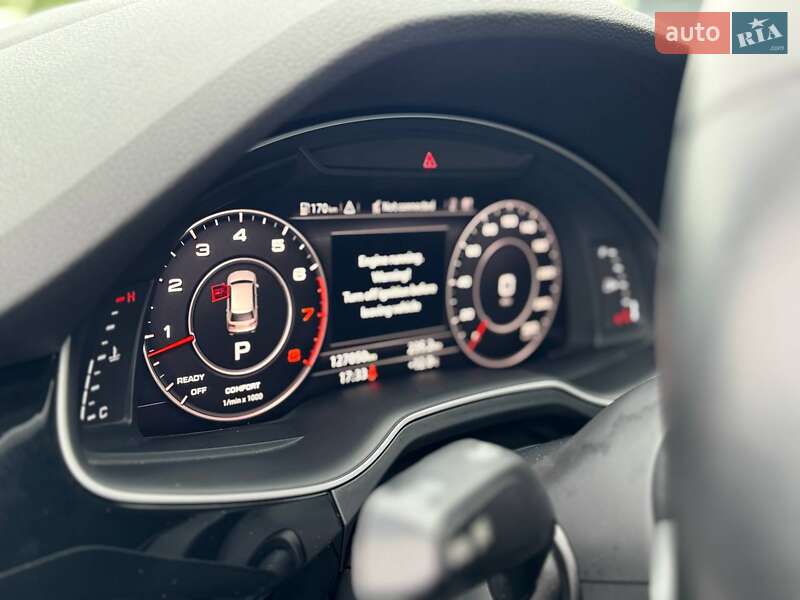 Позашляховик / Кросовер Audi Q7 2017 в Рівному