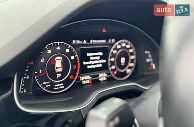 Внедорожник / Кроссовер Audi Q7 2017 в 