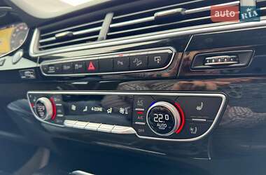 Внедорожник / Кроссовер Audi Q7 2017 в 