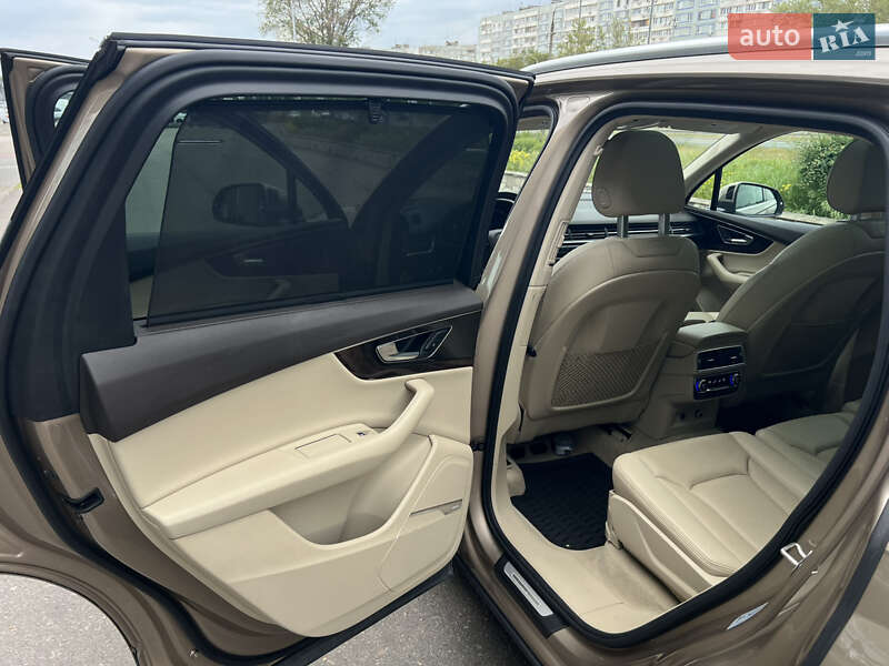 Внедорожник / Кроссовер Audi Q7 2018 в Запорожье