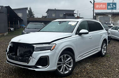 Позашляховик / Кросовер Audi Q7 2025 в Стрию