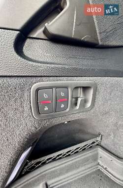 Внедорожник / Кроссовер Audi Q7 2022 в 