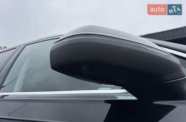 Позашляховик / Кросовер Audi Q7 2022 в 