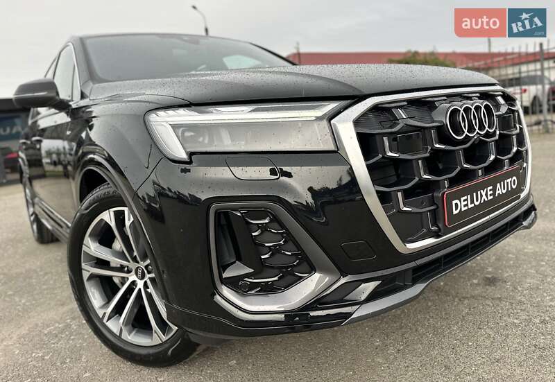Внедорожник / Кроссовер Audi Q7 2025 в Киеве