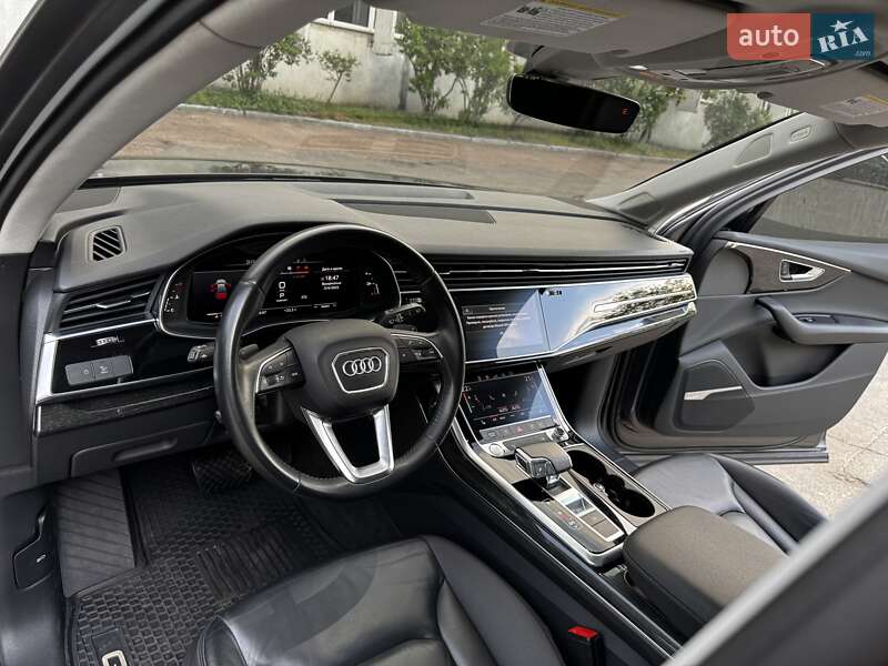 Внедорожник / Кроссовер Audi Q7 2019 в Обухове