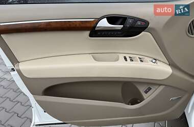 Внедорожник / Кроссовер Audi Q7 2013 в 