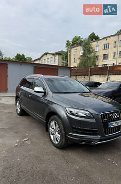 Внедорожник / Кроссовер Audi Q7 2012 в 