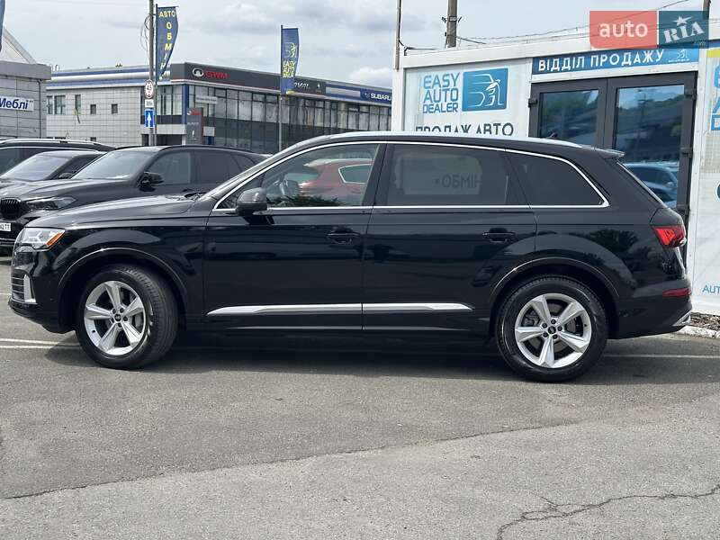 Внедорожник / Кроссовер Audi Q7 2020 в Киеве