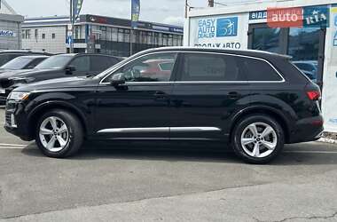 Внедорожник / Кроссовер Audi Q7 2020 в 