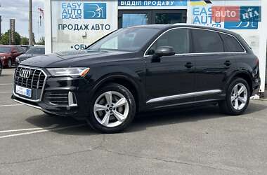 Внедорожник / Кроссовер Audi Q7 2020 в 