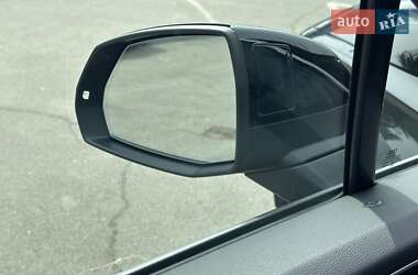 Внедорожник / Кроссовер Audi Q7 2020 в 