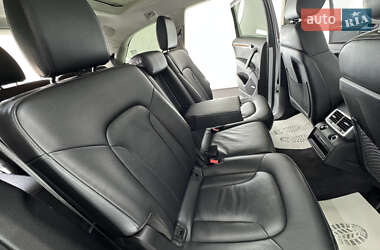 Позашляховик / Кросовер Audi Q7 2013 в 