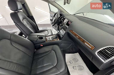 Позашляховик / Кросовер Audi Q7 2013 в 