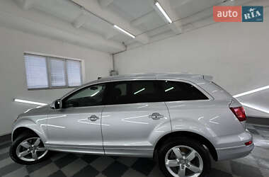 Позашляховик / Кросовер Audi Q7 2013 в 