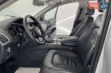 Позашляховик / Кросовер Audi Q7 2013 в 