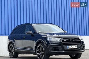 Внедорожник / Кроссовер Audi Q7 2016 в 