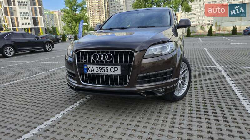Audi Q7 2013