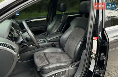 Внедорожник / Кроссовер Audi Q7 2010 в 