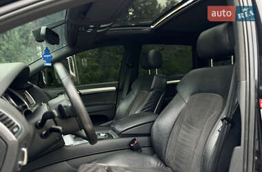 Внедорожник / Кроссовер Audi Q7 2010 в 