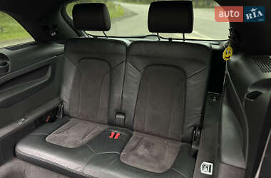 Внедорожник / Кроссовер Audi Q7 2010 в 