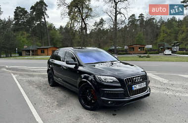 Внедорожник / Кроссовер Audi Q7 2010 в 