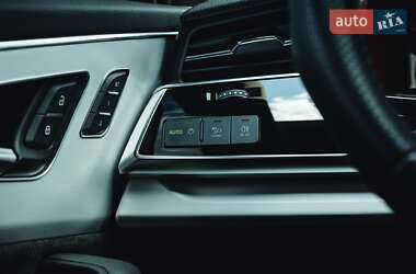 Внедорожник / Кроссовер Audi Q7 2020 в 