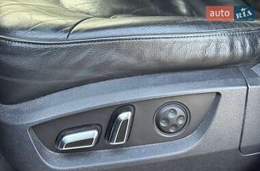 Внедорожник / Кроссовер Audi Q7 2010 в 