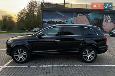 Внедорожник / Кроссовер Audi Q7 2010 в 