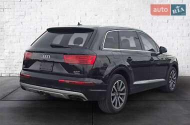 Позашляховик / Кросовер Audi Q7 2017 в 