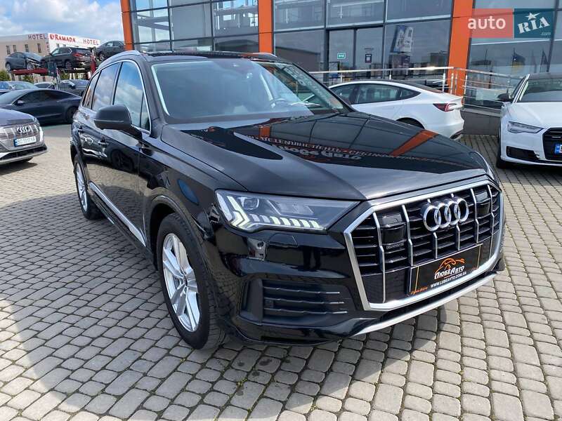 Audi Q7 2021