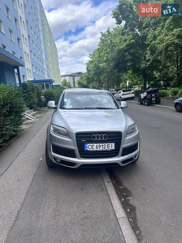 Внедорожник / Кроссовер Audi Q7 2008 в 