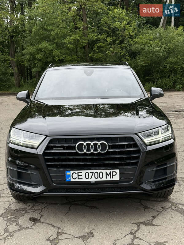 Позашляховик / Кросовер Audi Q7 2019 в Чернівцях